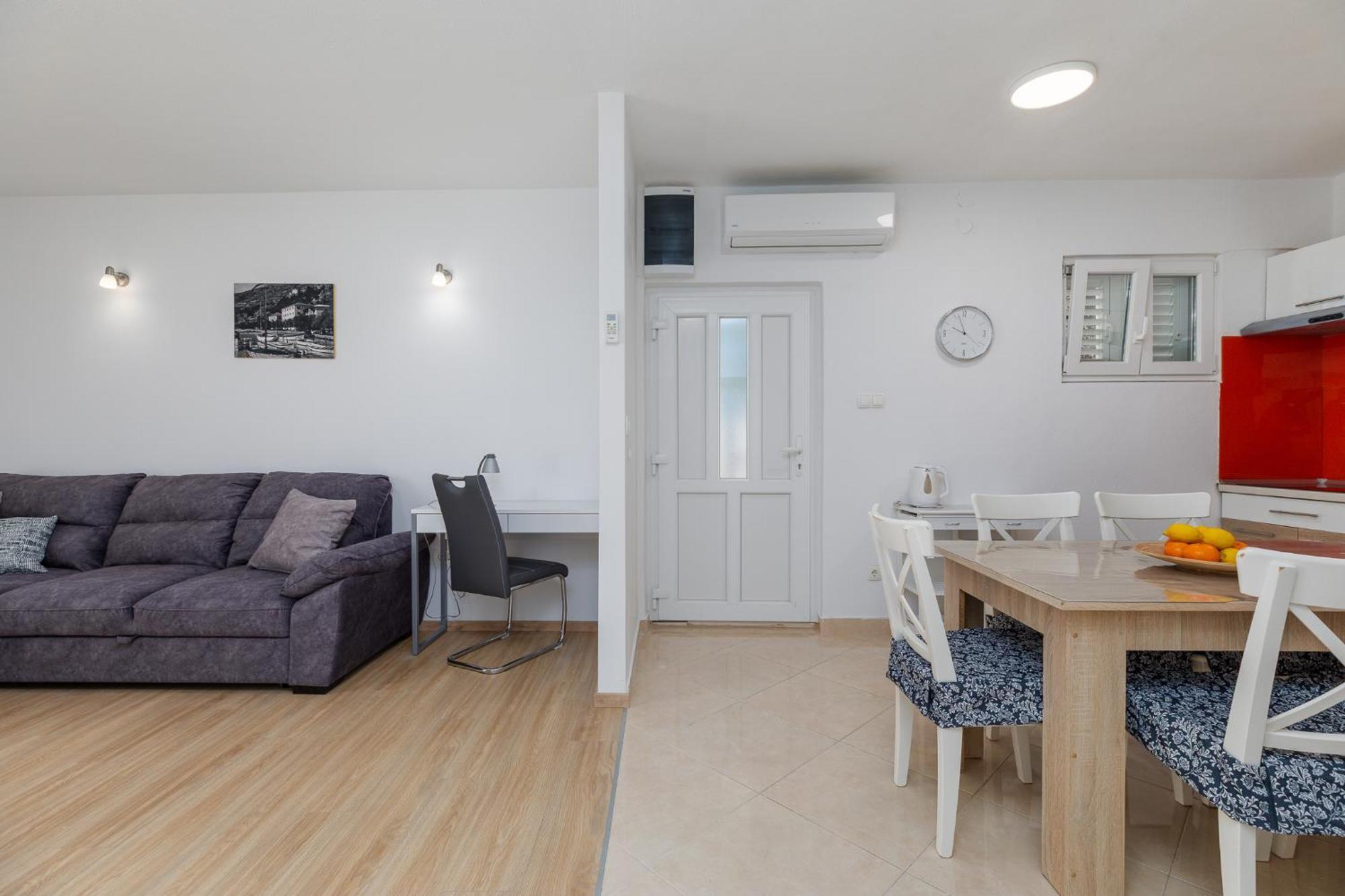 Apartments Ljiljana Мимице Экстерьер фото