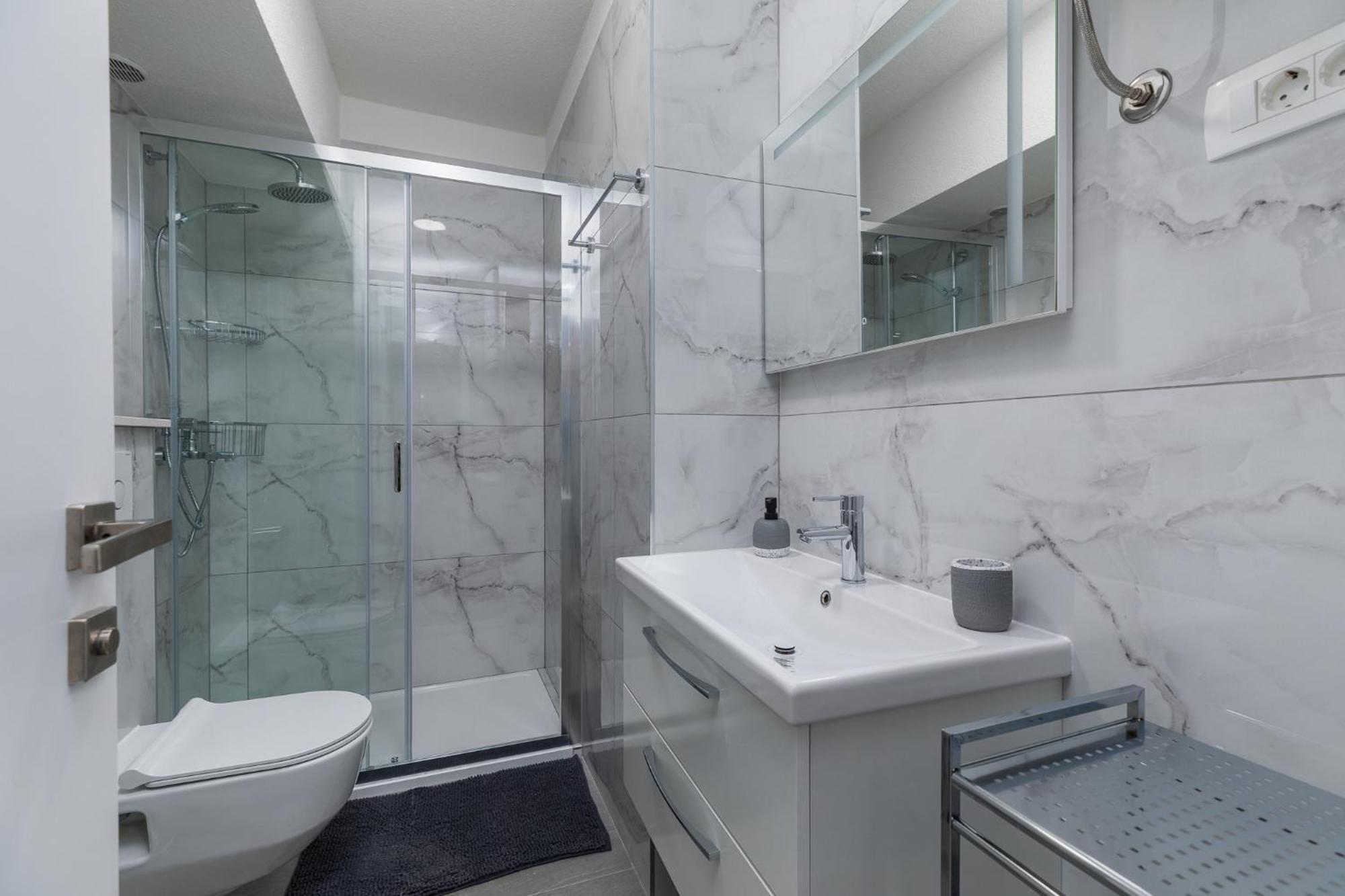 Apartments Ljiljana Мимице Экстерьер фото